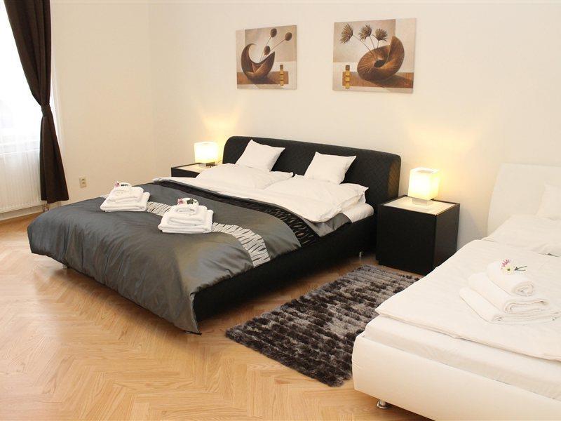Templova Apartments Прага Екстериор снимка