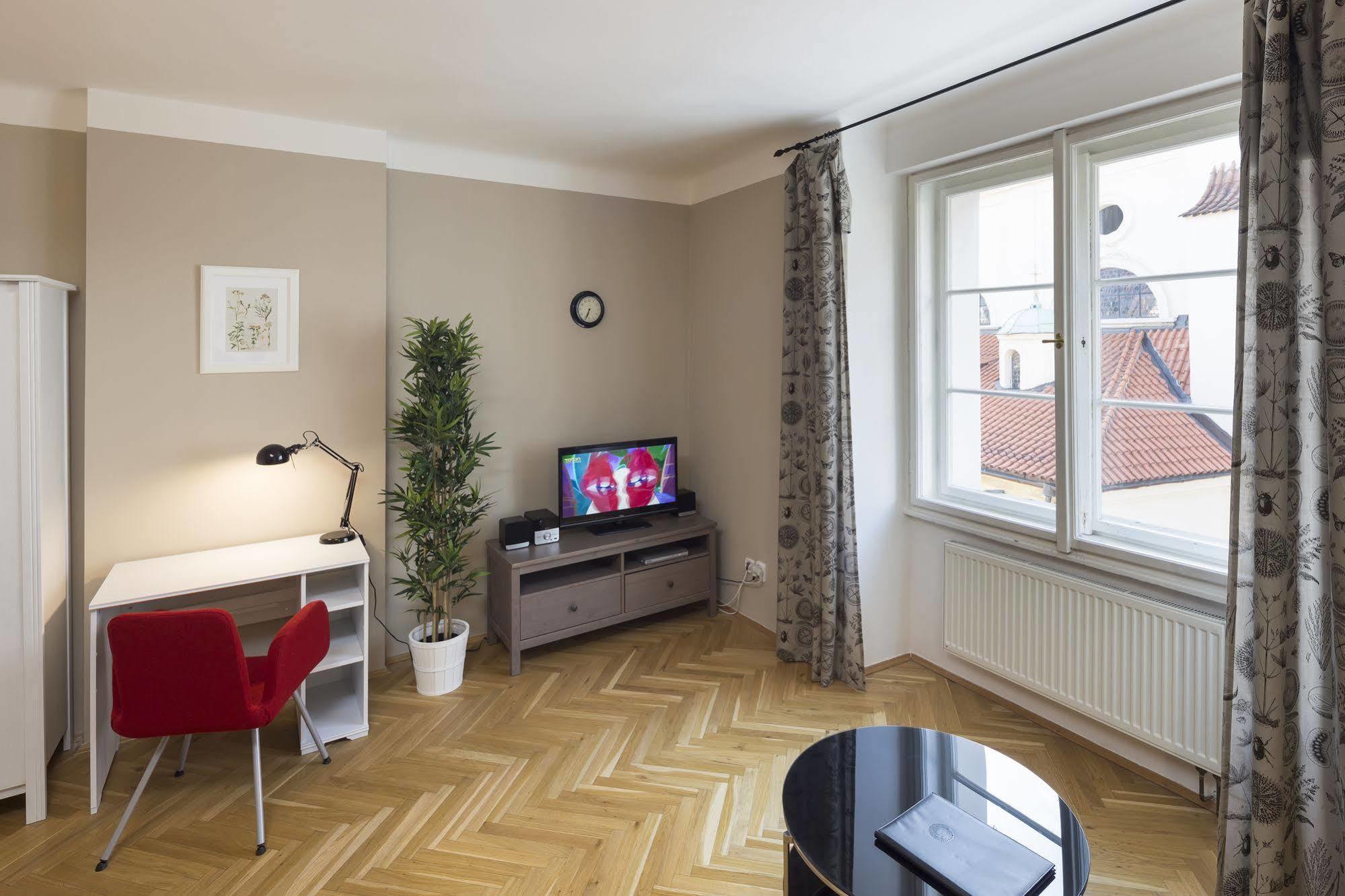 Templova Apartments Прага Екстериор снимка